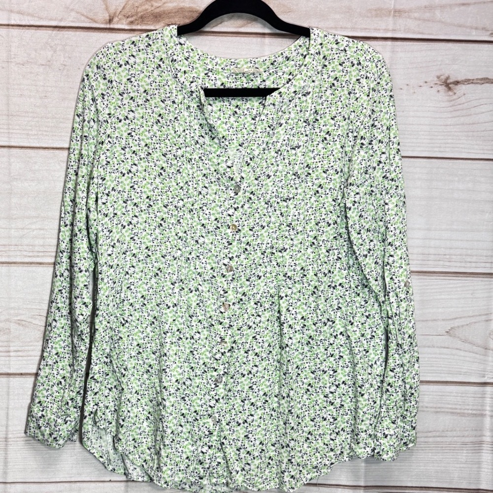 Jane and Delancey Green Floral Pintuck Button Down Blouse Long Sleeve Top L